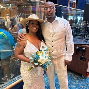 Gorgeous wedding gown